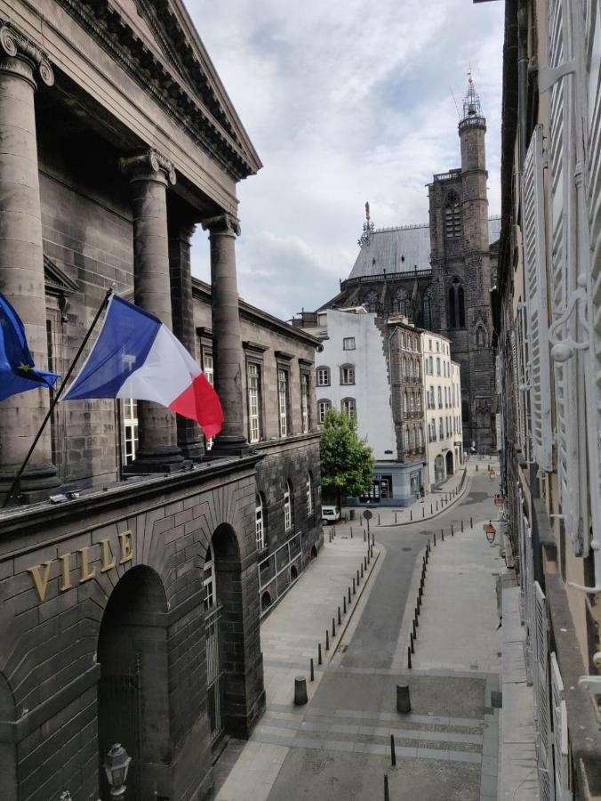 Suite Hotel De Ville - Cathedrale Clermont-Ferrand Exterior foto